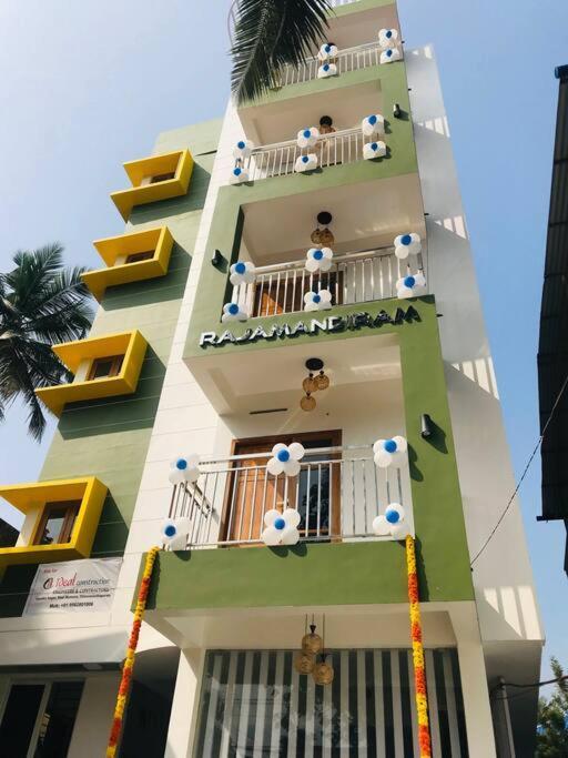 Rajamandiram 3Bhk Ac Apartment In Trivandrum Central Thiruvananthapuram Exterior photo